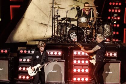 American Idiot in the End Zone: Green Day’s Gamble