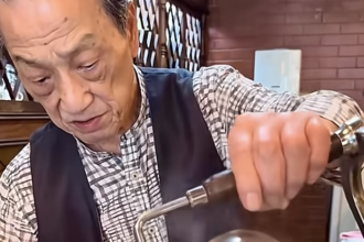 How an 81-year-old barista crafts Gifu's iconic Irish Coffee