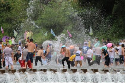 Thailand adds flights and cuts costs for Songkran festival.