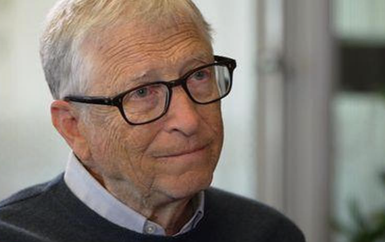 Jeffrey Epstein demanded Bill Gates pay for Russian mistress