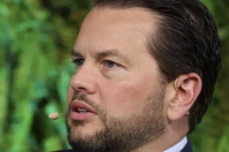 Pinterest CEO Bill Ready backs social media bans for minors.