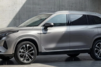 The MG S9 PHEV is a budget seven-seat SUV with 62-mile range
