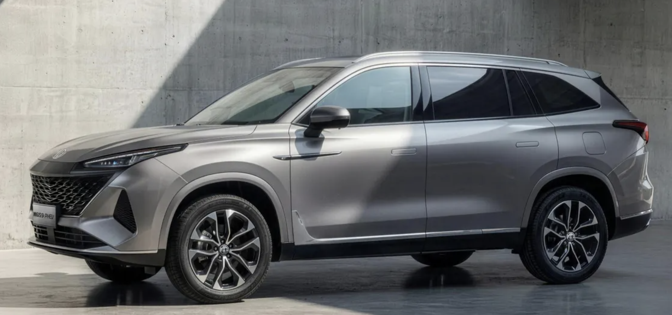 The MG S9 PHEV is a budget seven-seat SUV with 62-mile range