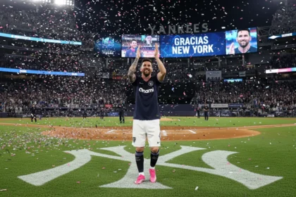 Lionel Messi applauding the crowd at Yankee Stadium