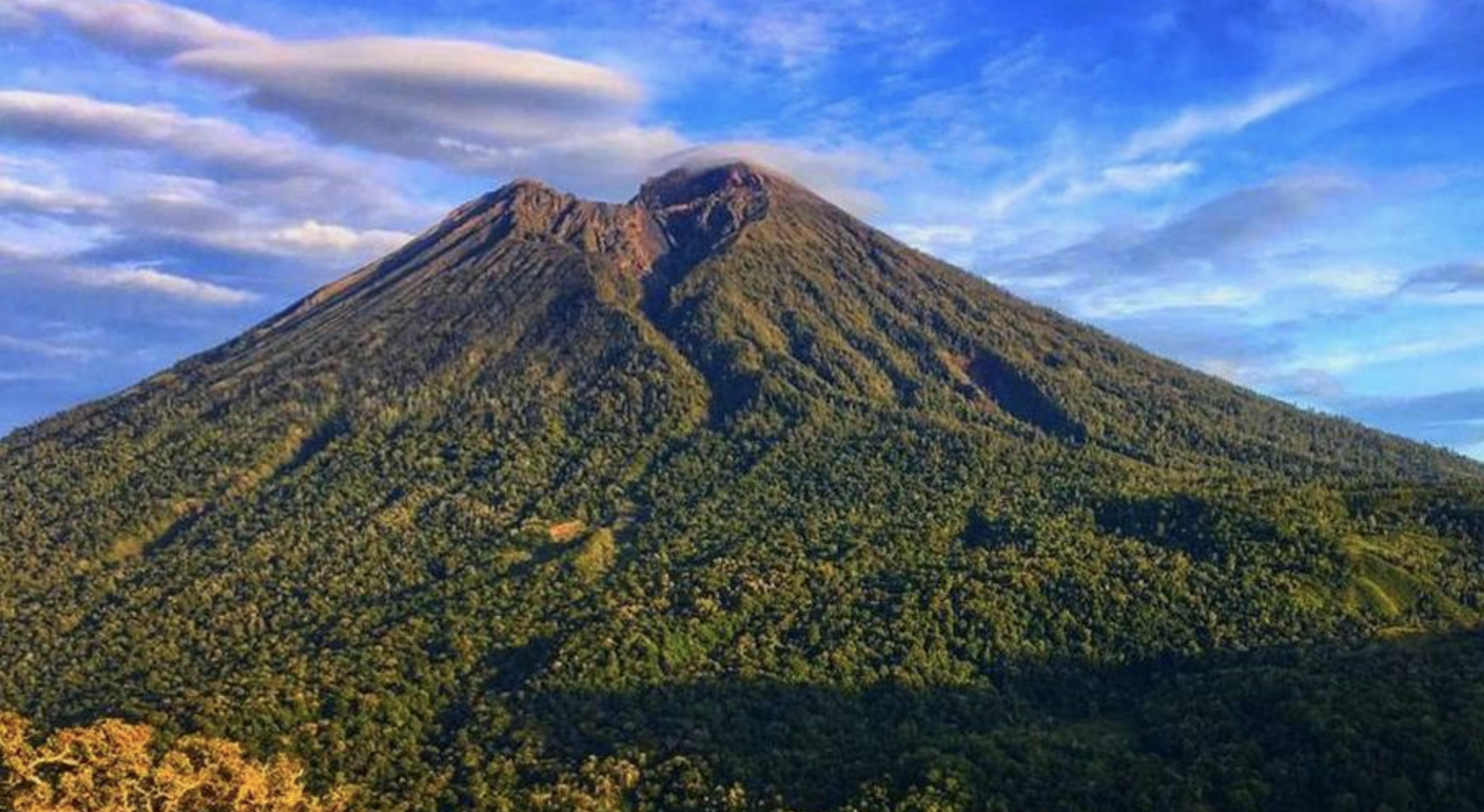 Gunung Rinjani issues a strict ban on trekking to South Peak