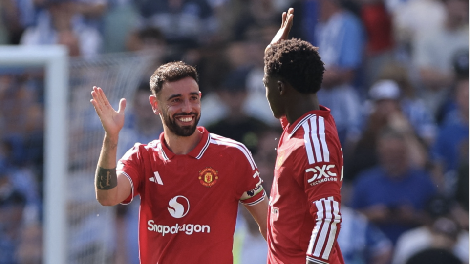 Bruno Fernandes breaks Premier League record in Man Utd win!
