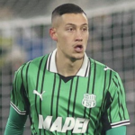 Jay Idzes injury blow as Sassuolo claim massive win over Milan